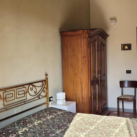 Vista Su Giardini Storici In Oltrarno Appartement *